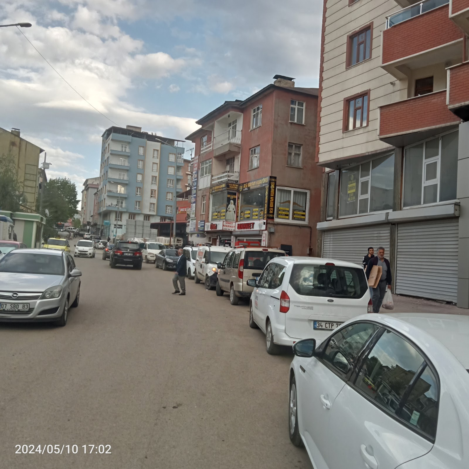 Asi bayan kuaförü