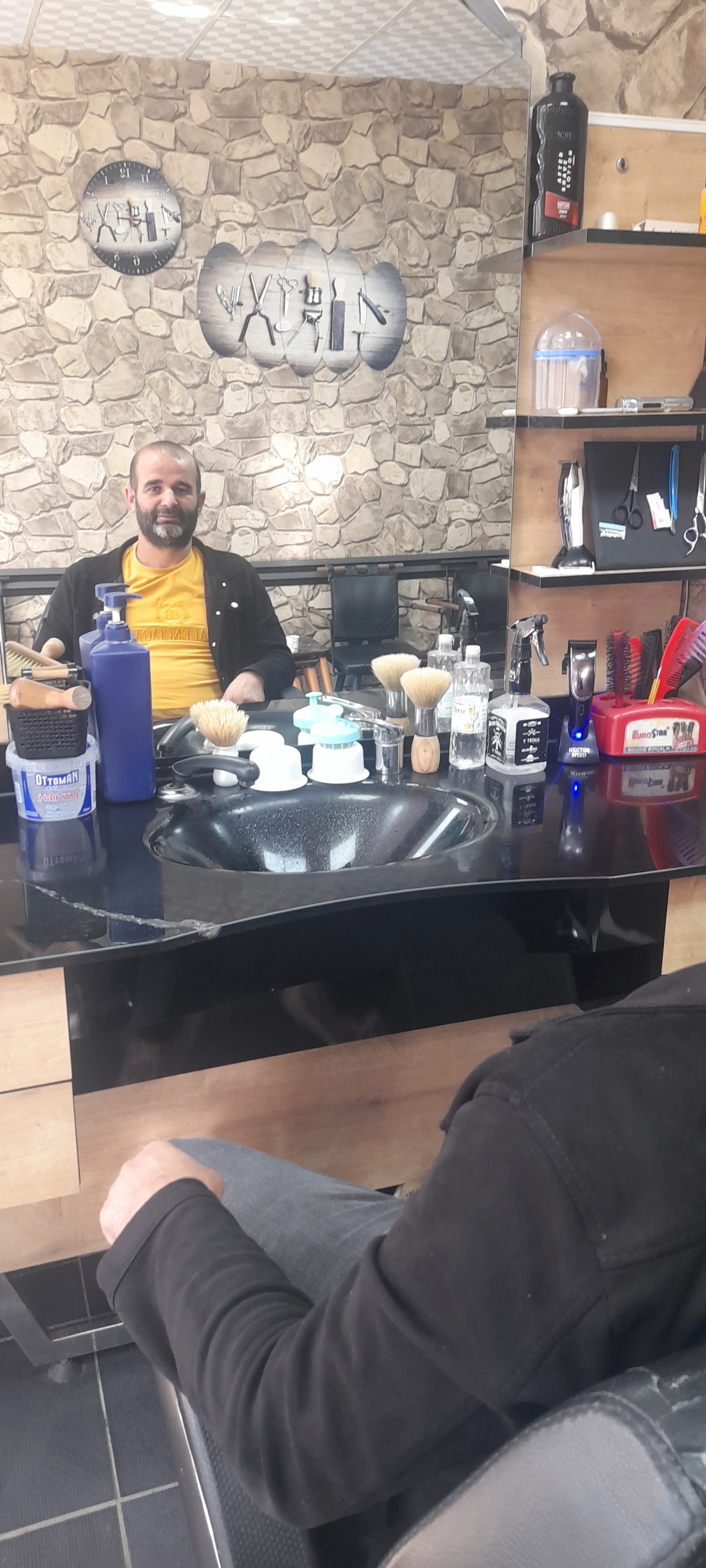 Fenomen kuaför Ağrı