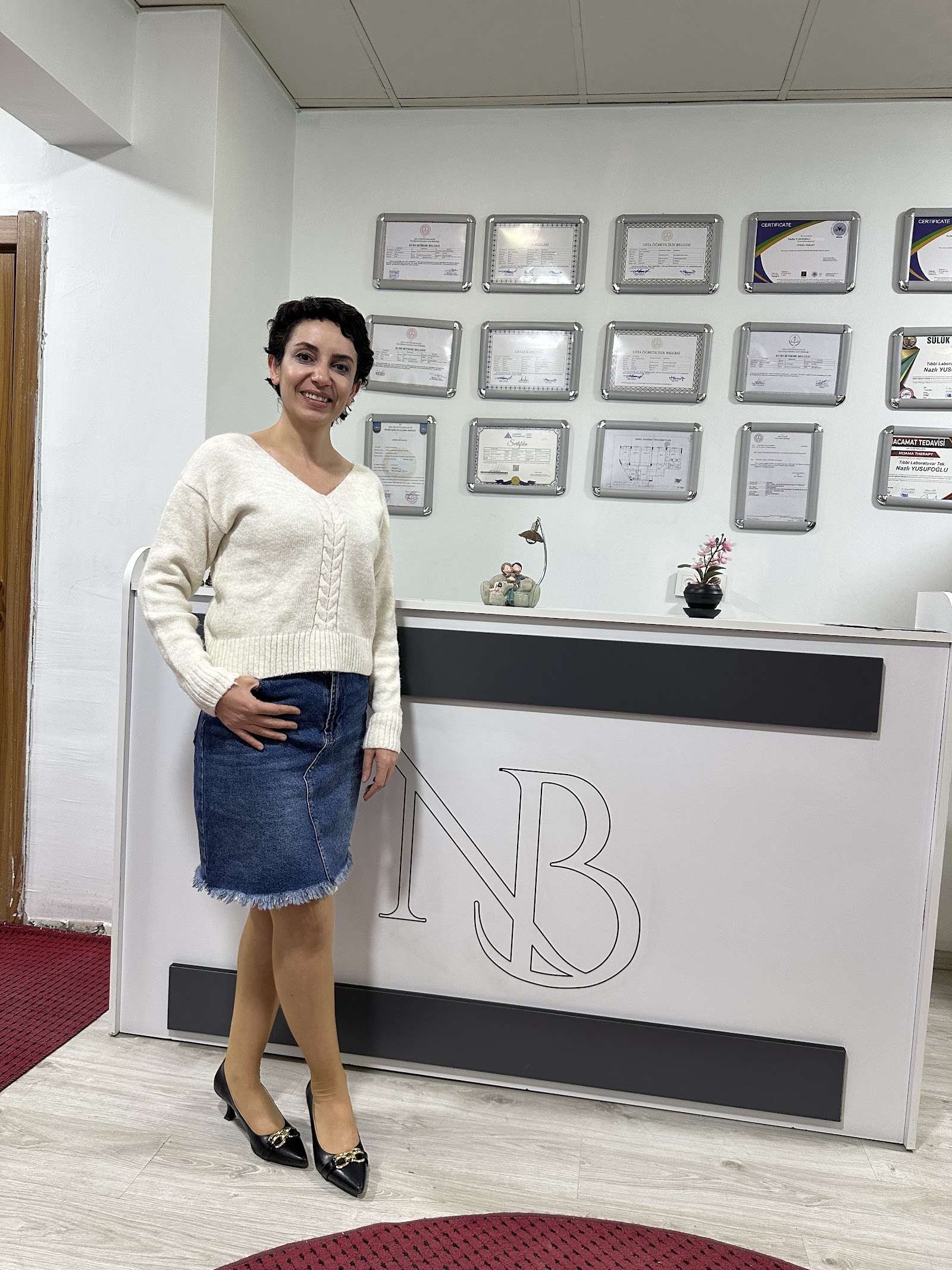 Nabel Akademi ve güzellik salonu