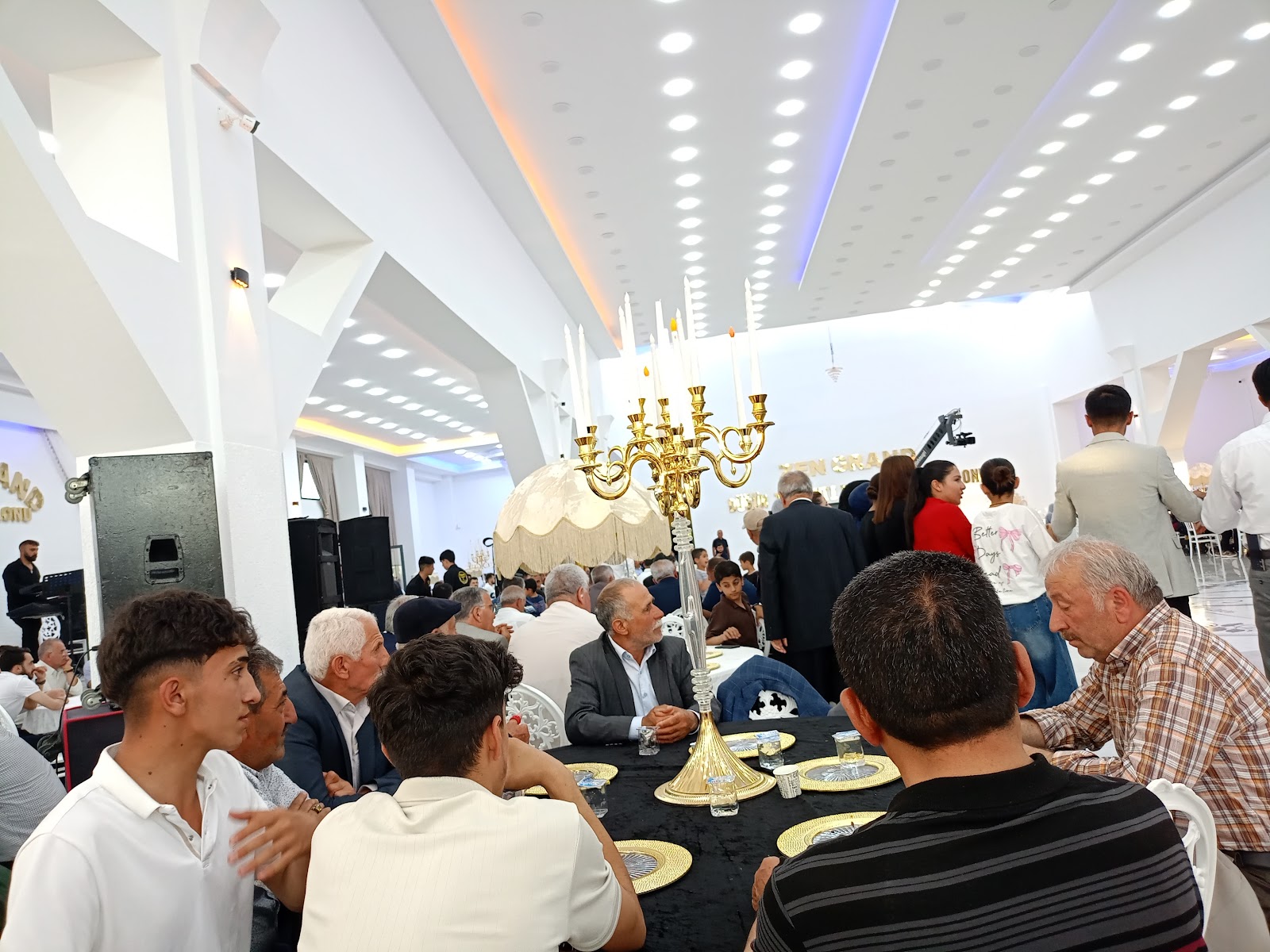 Zengrand Düğün Salonu kır düğünü mekanı — Merkez